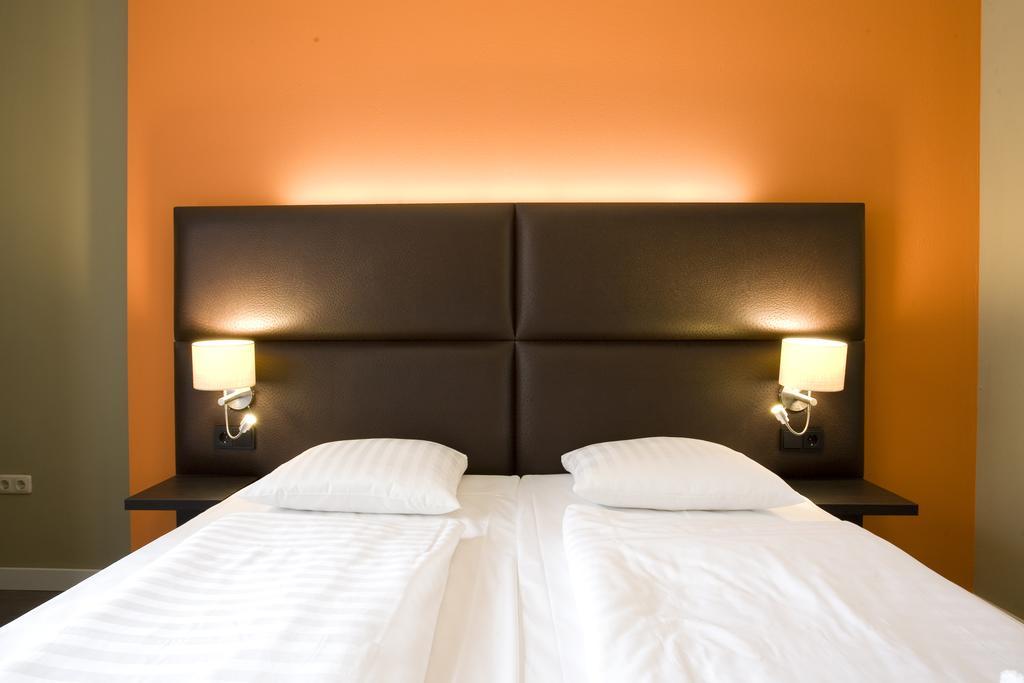 Hotel Roermond Next Door Kamer foto